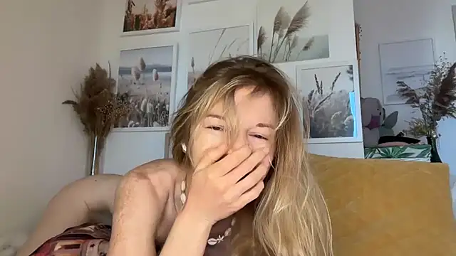 ivankai_ webcam