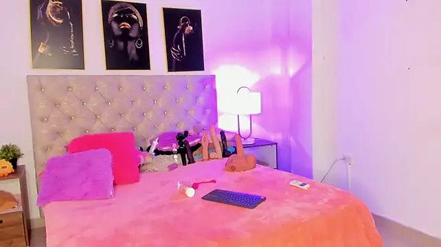 naomy_68 webcam