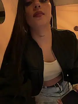 LilacNoir webcam