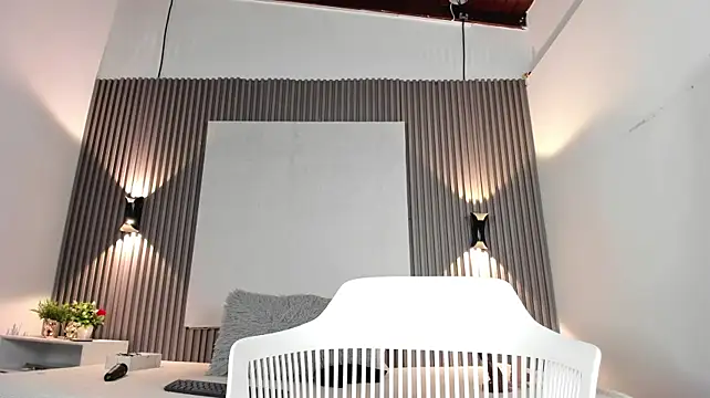 Zafiiraa live cam on StripChat
