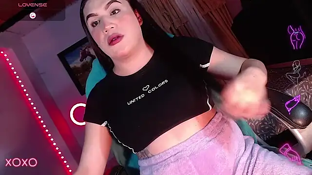 dirtycandyTs live cam on StripChat