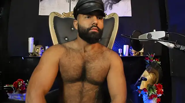 BeardAndrew live cam on StripChat