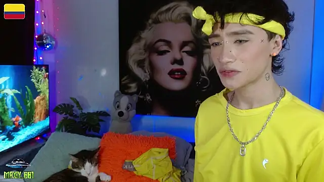 maxiy_001 (M young) - show Cum