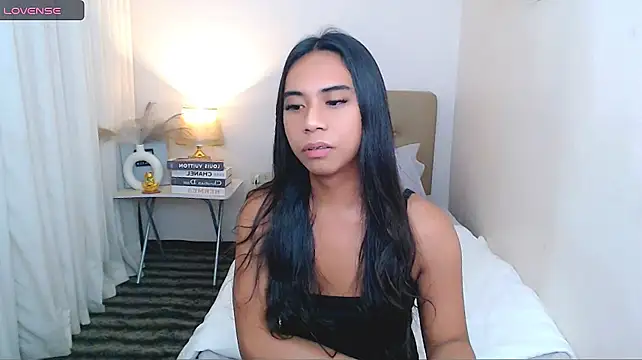 scarlet_smith7 (T teen) - BE MINE SCARLET