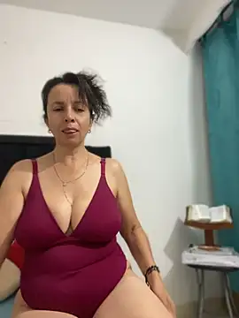 Soy_Camila8 live cam on StripChat