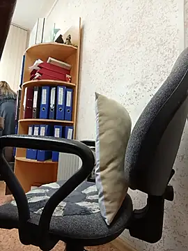 office_albertina (F milf) - Make me a happy girl.