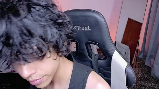 Alan26_