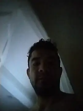 Andriofilit live cam on StripChat
