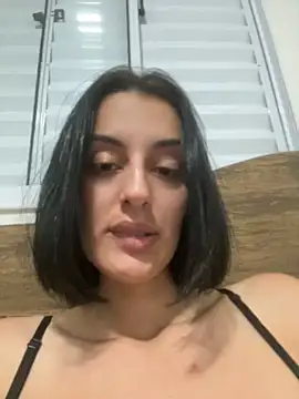 Catmila94 live cam on StripChat