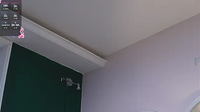 caroline_adams_ live cam on StripChat