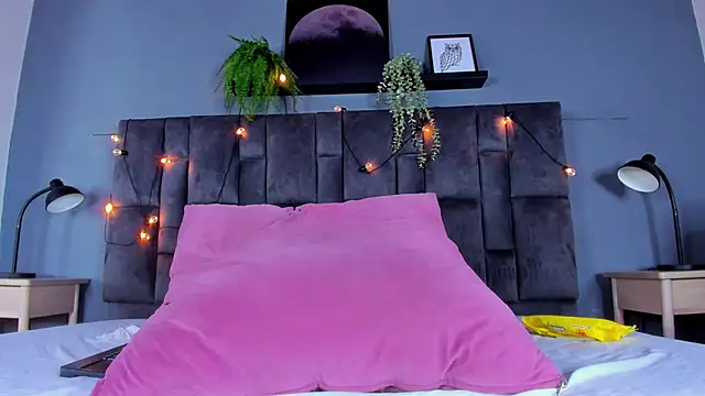 DulceAurora__ live cam on StripChat