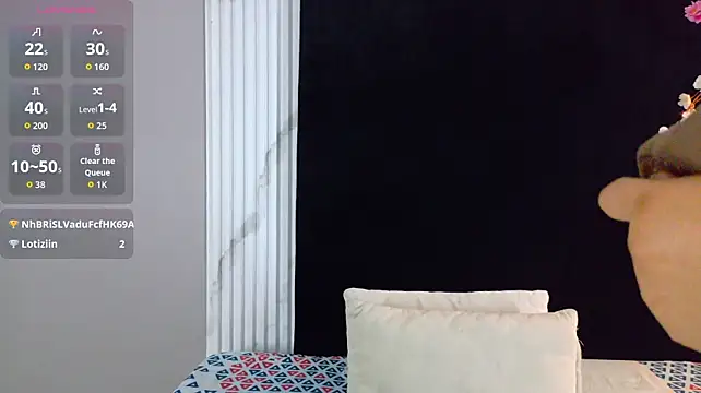 rouxinferno_cr live cam on StripChat