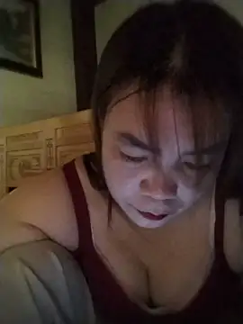 Squirt107 live cam on StripChat