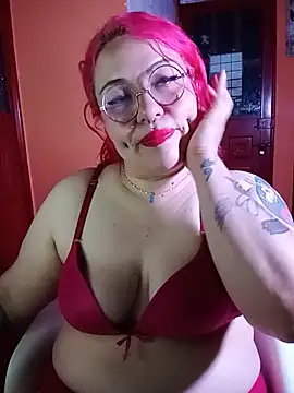 bruja_sscarlata live cam on StripChat