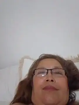 Cessi50 live cam on StripChat