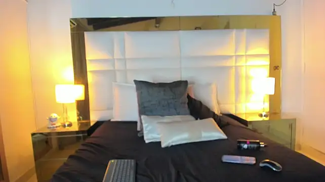 Brenda_Thomp webcam