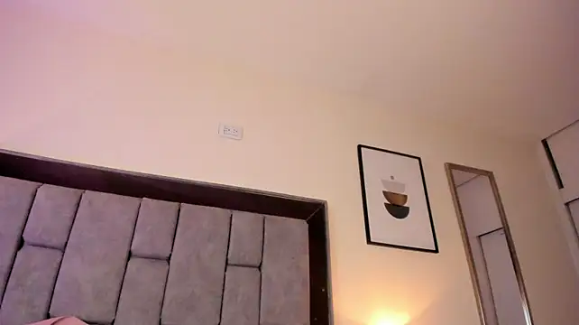 Arianmoon_ live cam on StripChat
