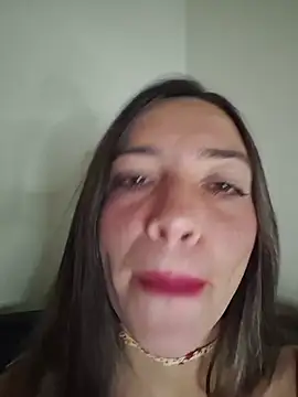 loveuu-bae webcam