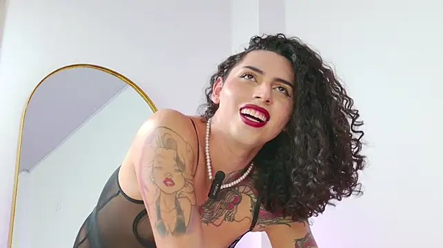 LadyMonroe_ webcam