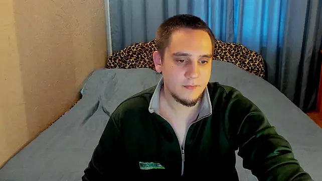 Bear_Beer130 live cam on StripChat