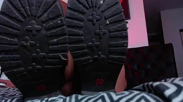Carolina_Bluee webcam