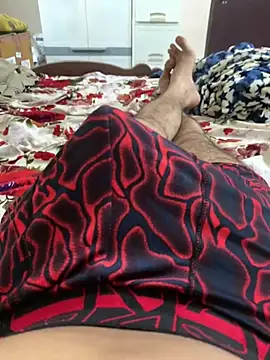 duz-mlore (Ask my age) - Make me cum