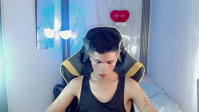 Ascii_one live cam on StripChat