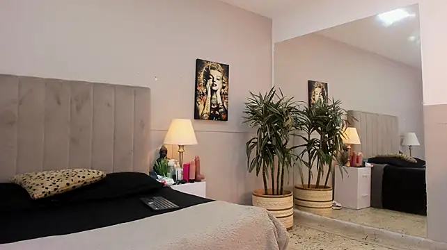 Angie_abby webcam