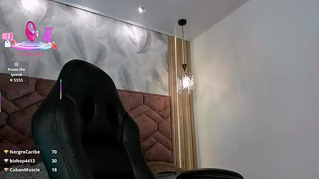 IamSussan webcam