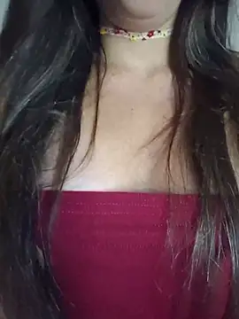 loveuu-bae webcam