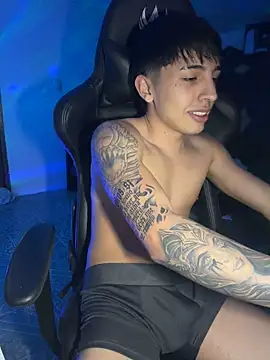 pabonsito (M twink) - Get naked 8 minutes🥵😳