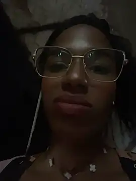florsalvaje_ (F young) - blowjob with lots of saliva 💦🔥