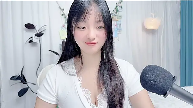 winnie666999 (F young) - 记得想我 然后按时吃饭