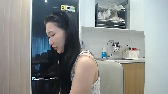 asiagirll (F young) - MAKE ME HAPPY