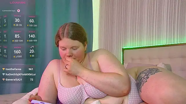 RubyValen live cam on StripChat