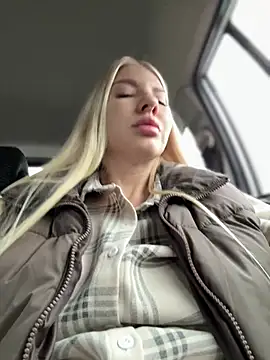 newlale (G young) - Show tits