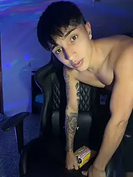 pabonsito (M twink) - Get naked 8 minutes🥵😳