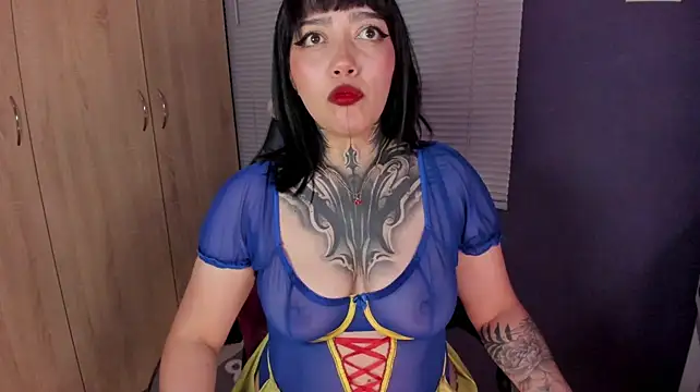 This_is_Kath_ live cam on StripChat
