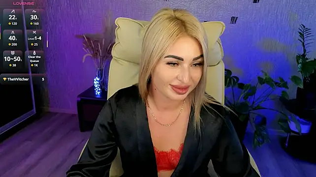 NikkiiStill webcam