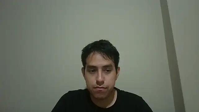 supguyLat live cam on StripChat