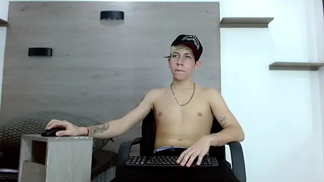 Gaeliitto live cam on StripChat