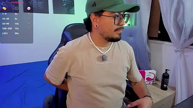 DaviidEvans_ live cam on StripChat