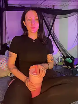 marleymaxwell live cam on StripChat