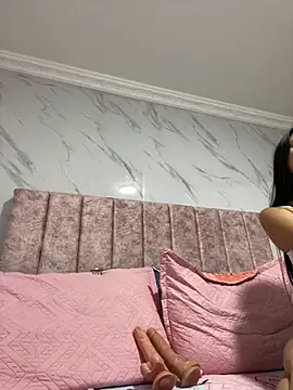 Kimmymadison- live cam on StripChat
