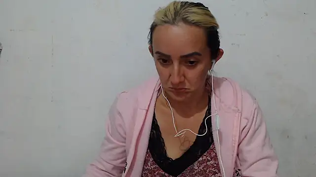 DeepAnal07 live cam on StripChat
