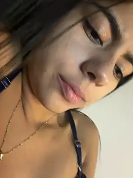 Lilybeeth 🎨 live online chat