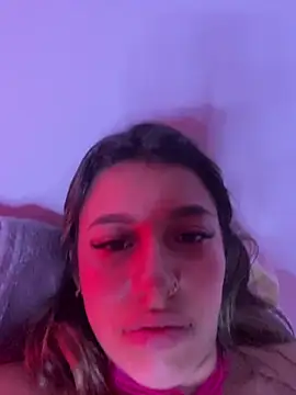 liahot69 live cam on StripChat