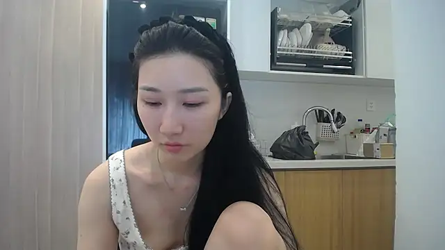 Asiagirll live cam on StripChat