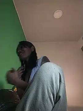 avaleri_cherry webcam
