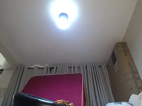 Monah_ebony2030 webcam